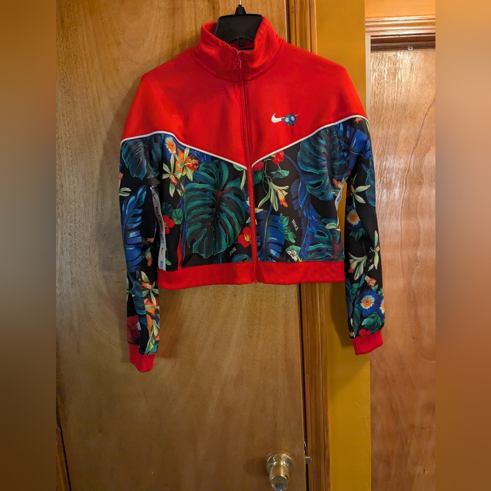 Nike Women’s Floral Track Jacket – Red & Tropical Print Zip-Up